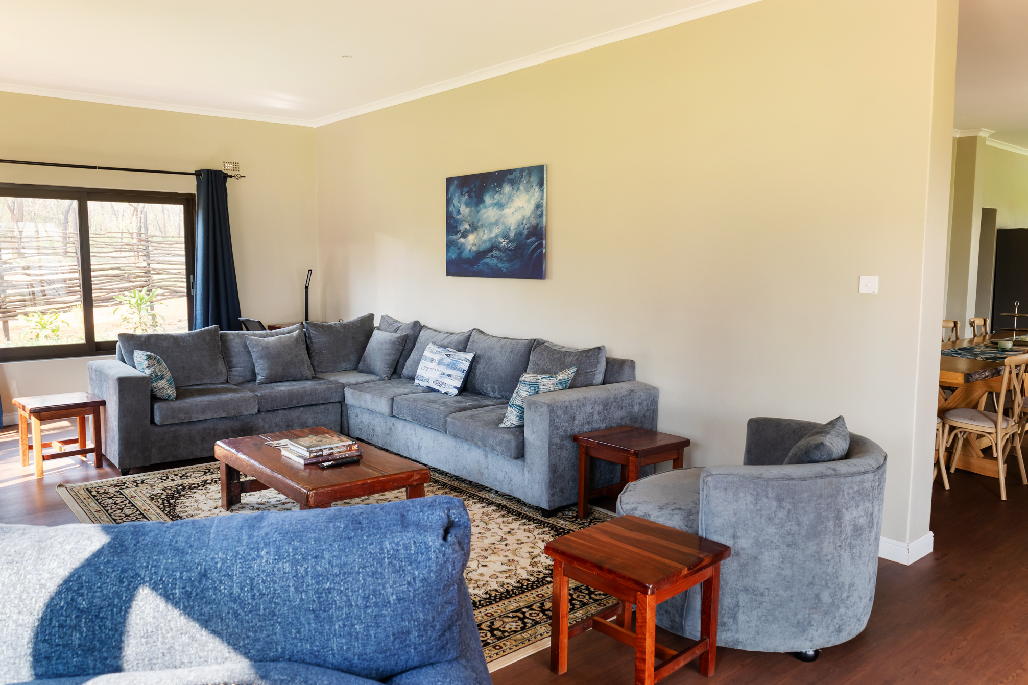 Extended lounge seating in House 2